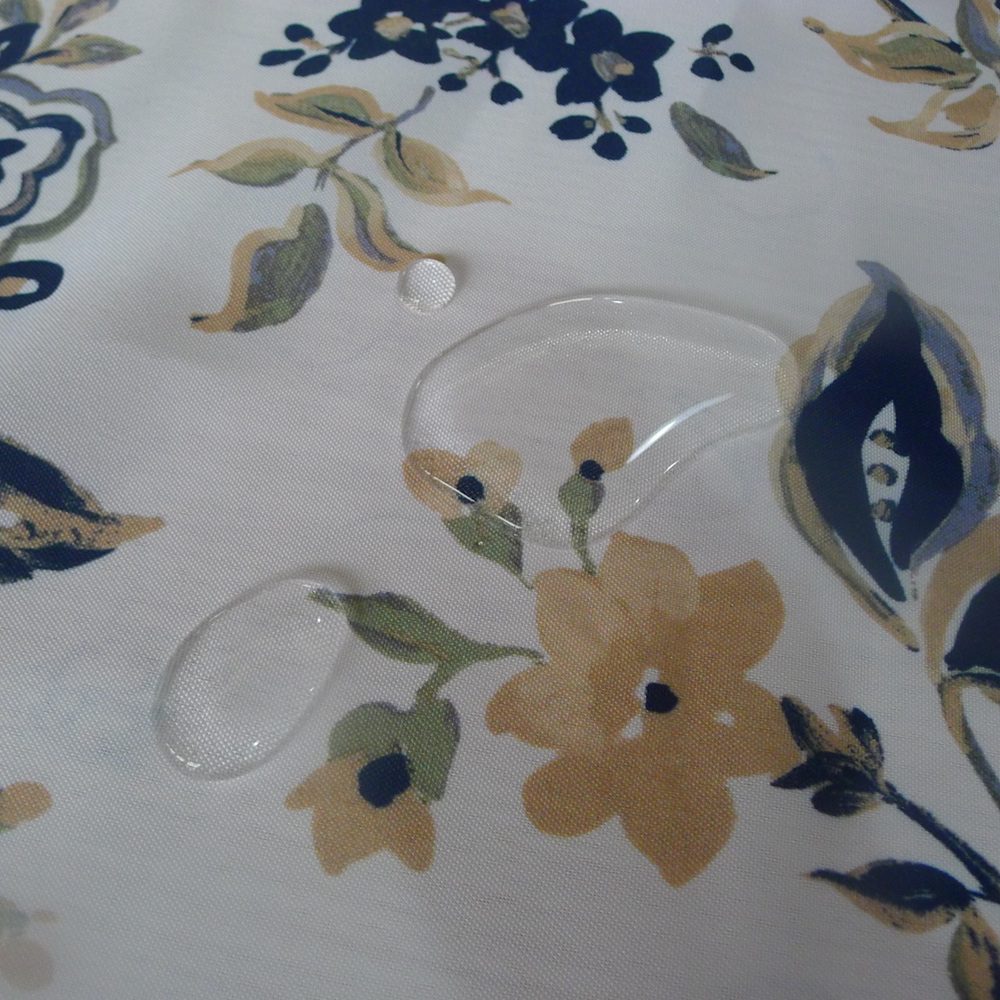 Скатертина Soho Classic Flowers 140х180 см